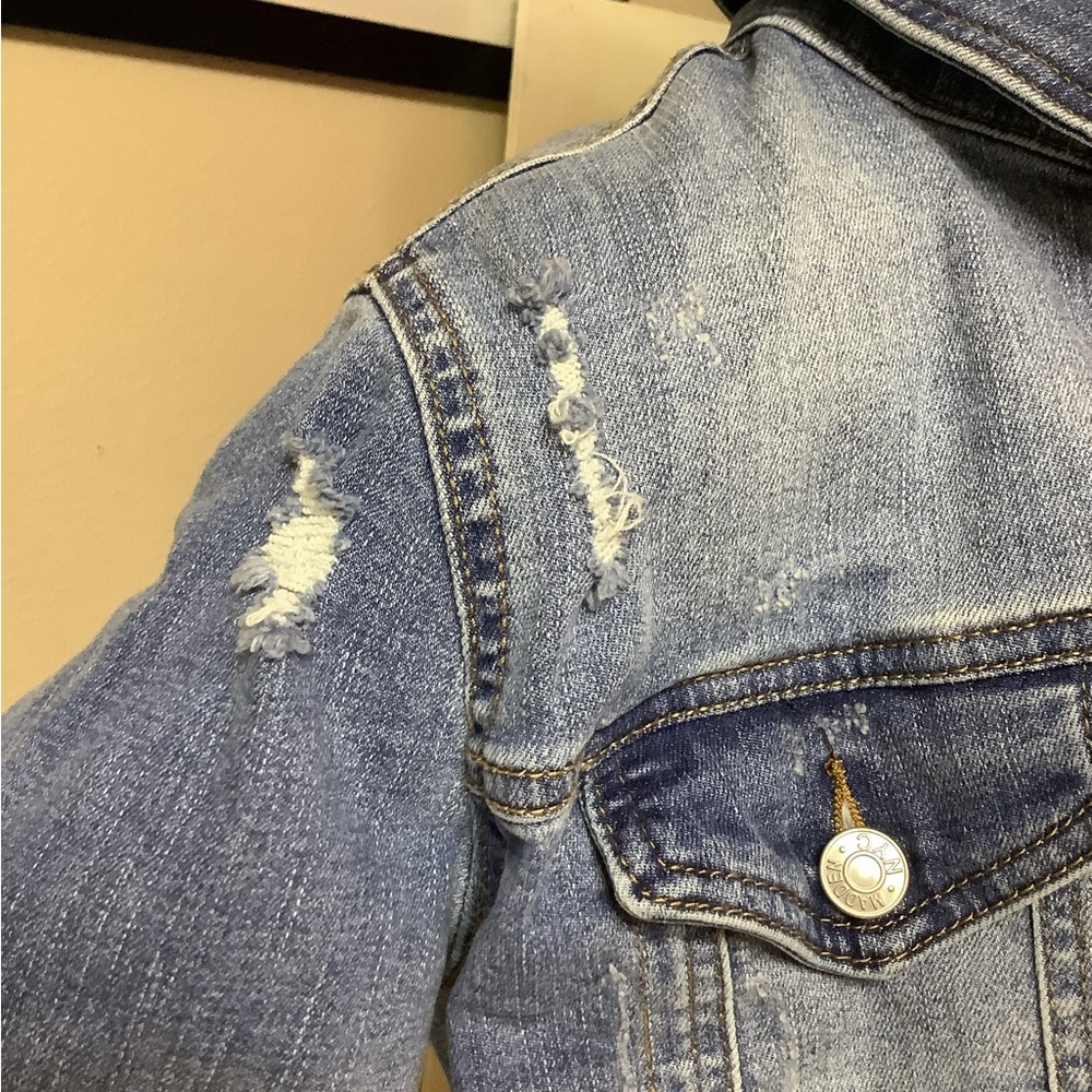 Madden NYC Junior's Cropped Denim Jacket๐ - Picture 11 of 15